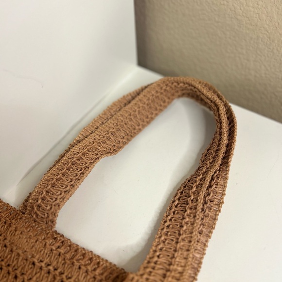 Burberry Woven Straw Tote Bag - Picture 2 of 6